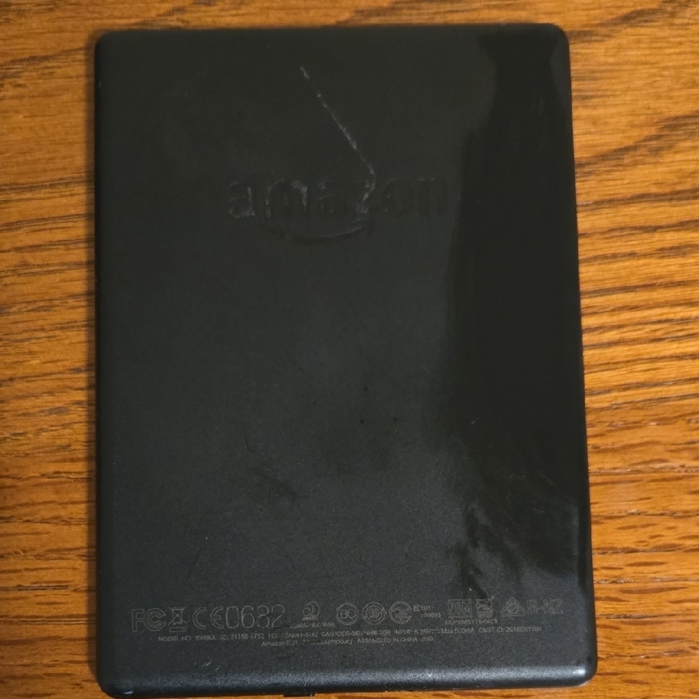 Kindle 8th Generation - Picture 4 of 6